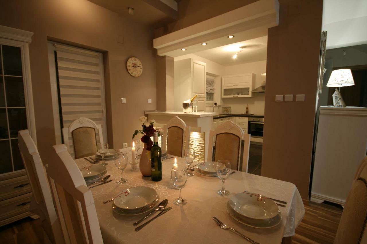 Holiday House Leona オトチャッツ エクステリア 写真