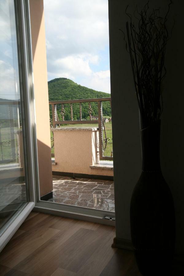 Holiday House Leona オトチャッツ エクステリア 写真