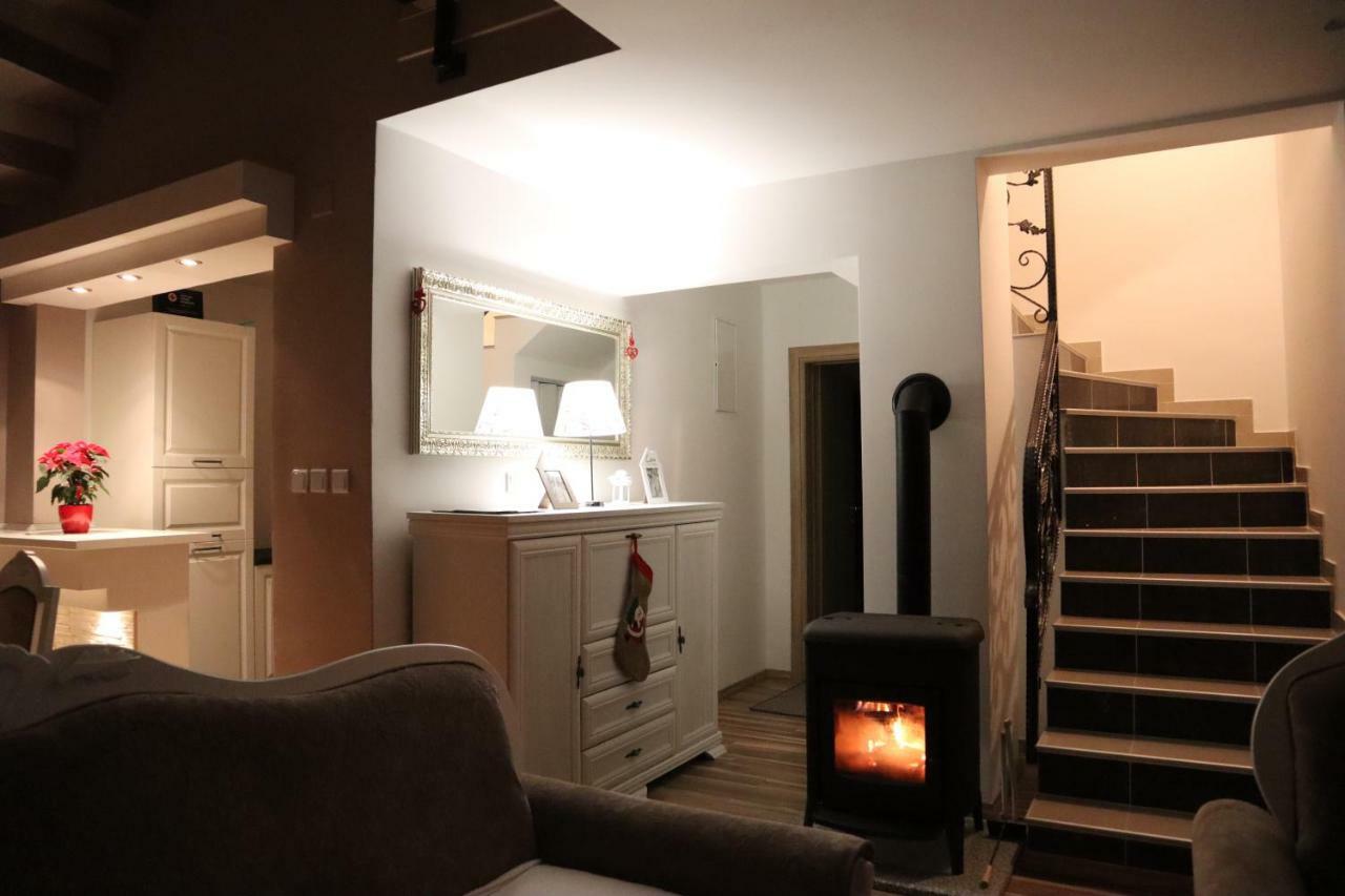 Holiday House Leona オトチャッツ エクステリア 写真