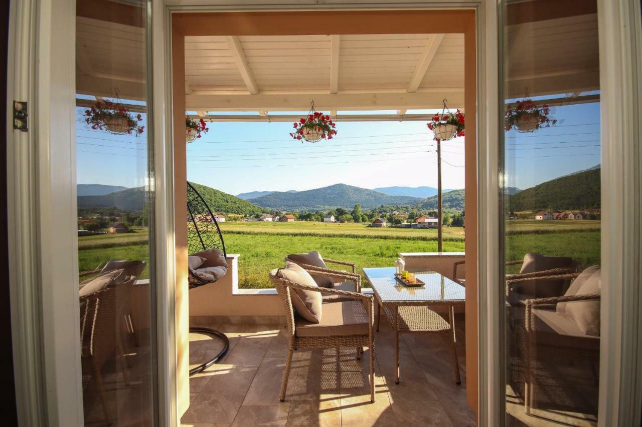 Holiday House Leona オトチャッツ エクステリア 写真